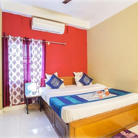 Breeze Hotel Shiliguri Exterior foto