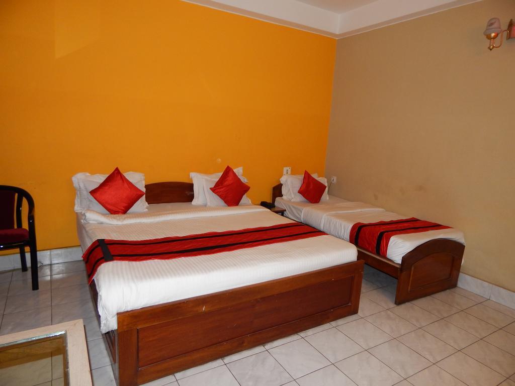 Breeze Hotel Shiliguri Zimmer foto