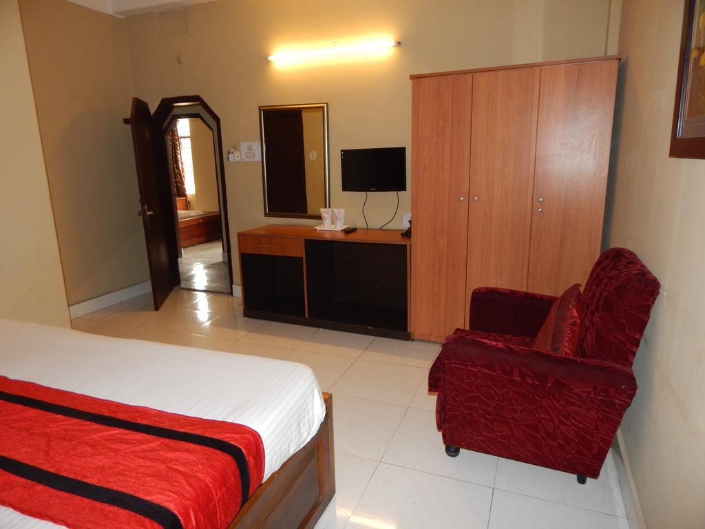 Breeze Hotel Shiliguri Zimmer foto