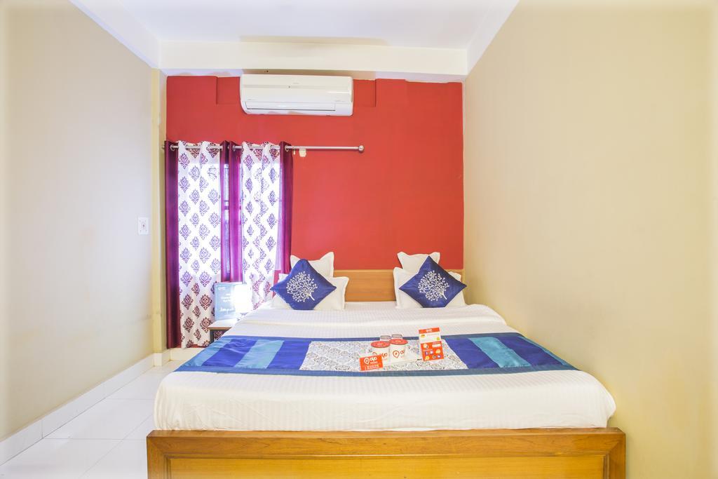 Breeze Hotel Shiliguri Zimmer foto