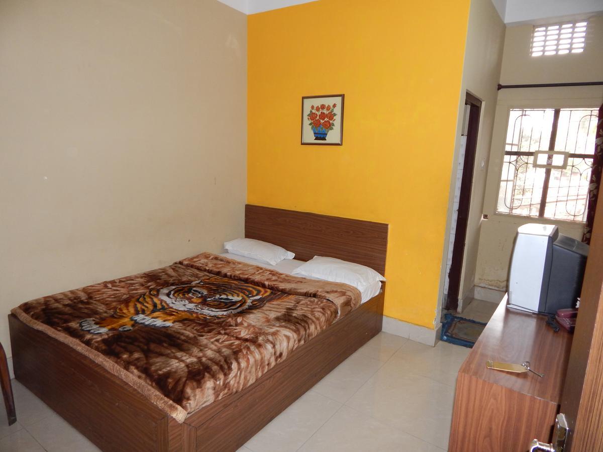 Breeze Hotel Shiliguri Exterior foto