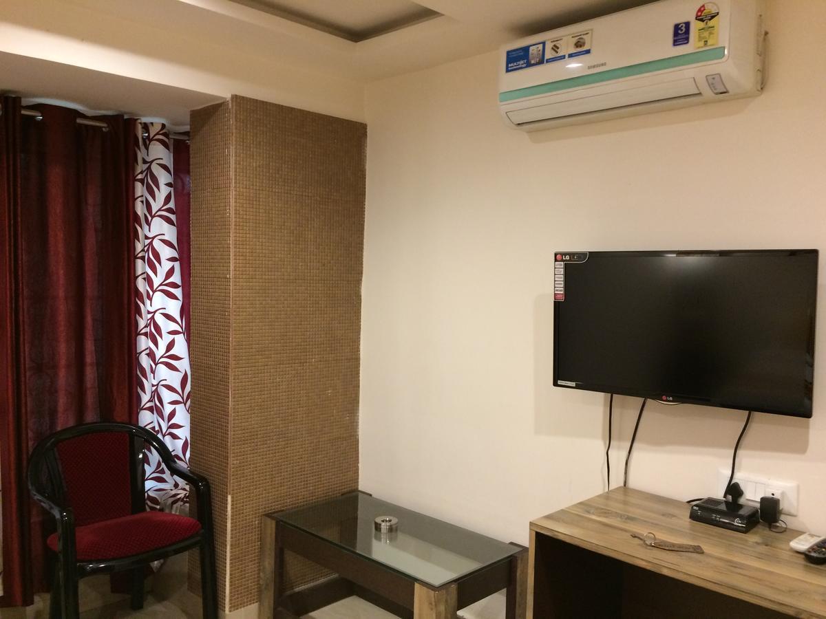 Breeze Hotel Shiliguri Exterior foto